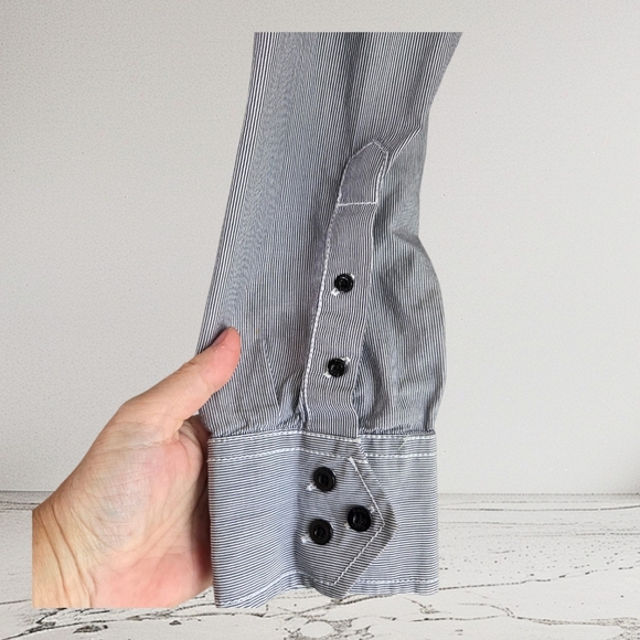 Roar Enough Excuses Men's Gray and Black Casual Button-Down Shirt Size L - Picture 6 of 15